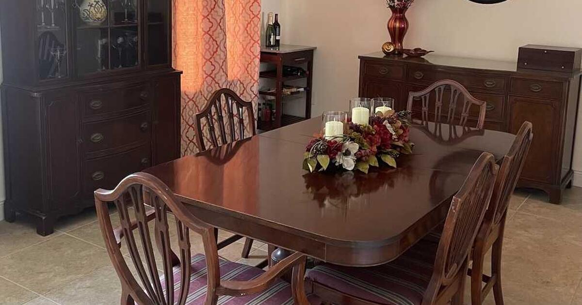 Vintage Dining Room Set. Dining Table (with 5 chairs) Hutch and Cabinet for $195 in Orlando, FL ...
