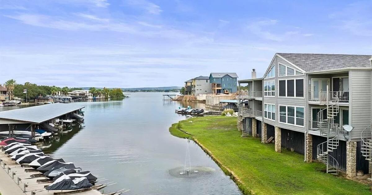 Lakefront Condominium On Lake LBJ, Granite Shoals TX for Free in