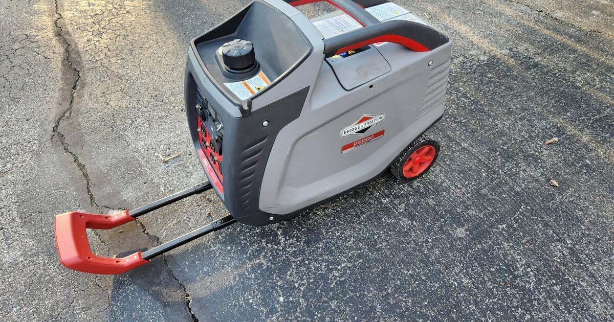 Briggs and Stratton P3000 PowerSmart Generator for 700 in Bloomfield
