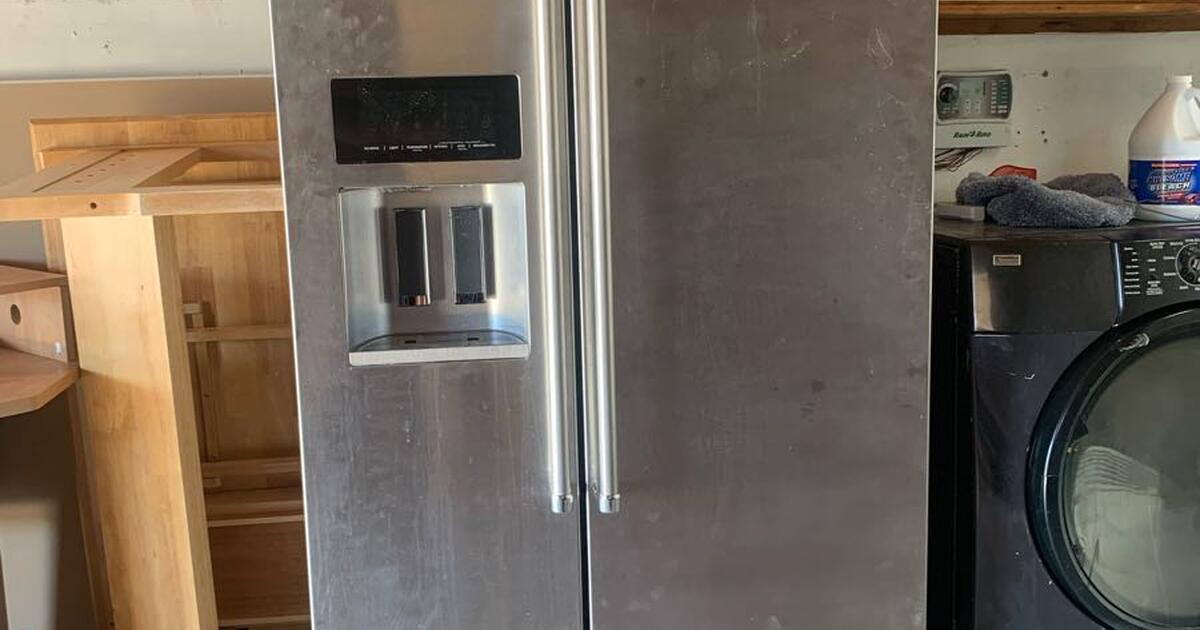 Kitchen Aid Refrigerator for 100 in Fresno, CA For Sale & Free