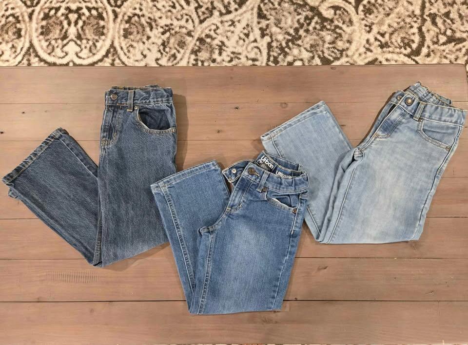$5 EACH Boys jeans size 7. Straight and Relaxed fit.