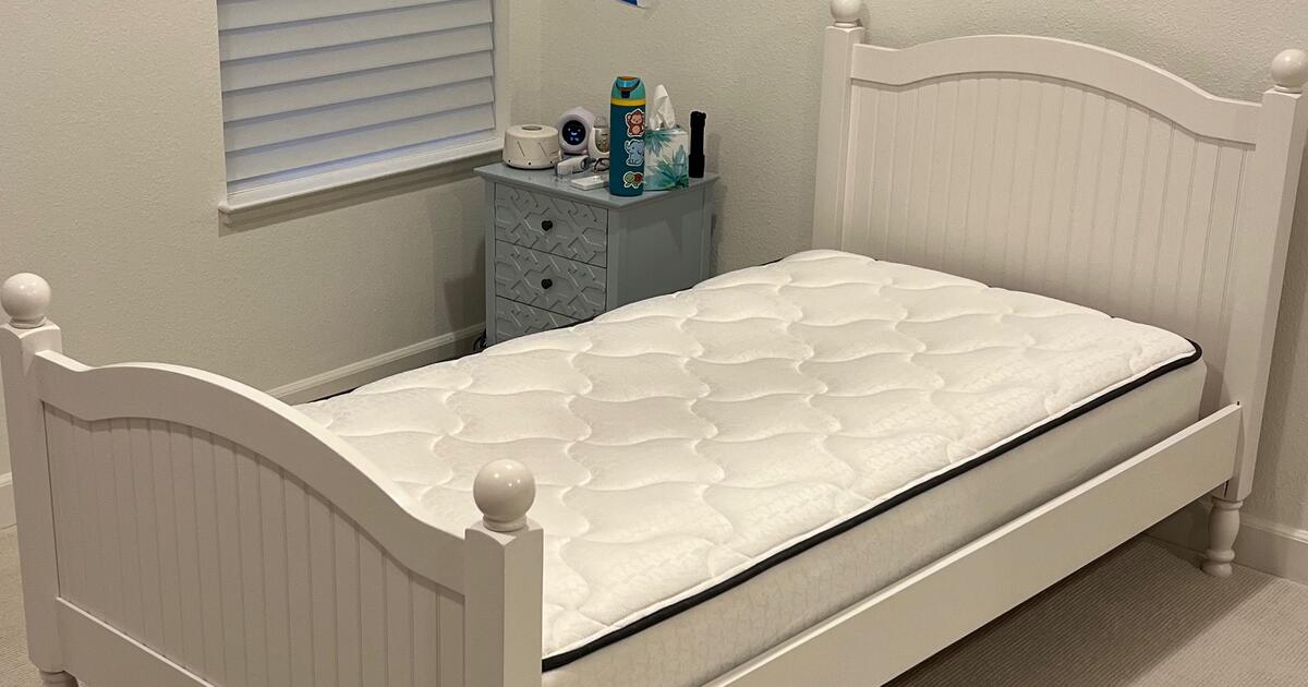 White Pottery Barn Catalina Twin Beds with Mattress for Free in Walnut