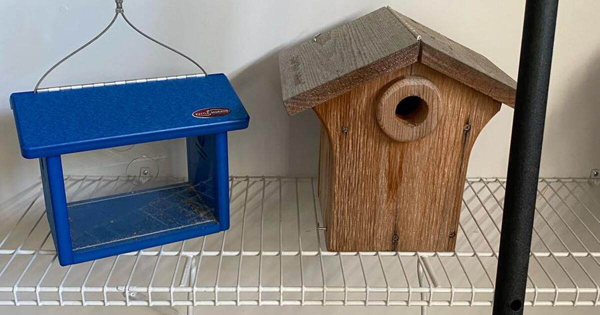 Bluebird House, pole for house and feeder for $50 in Mount Juliet, TN