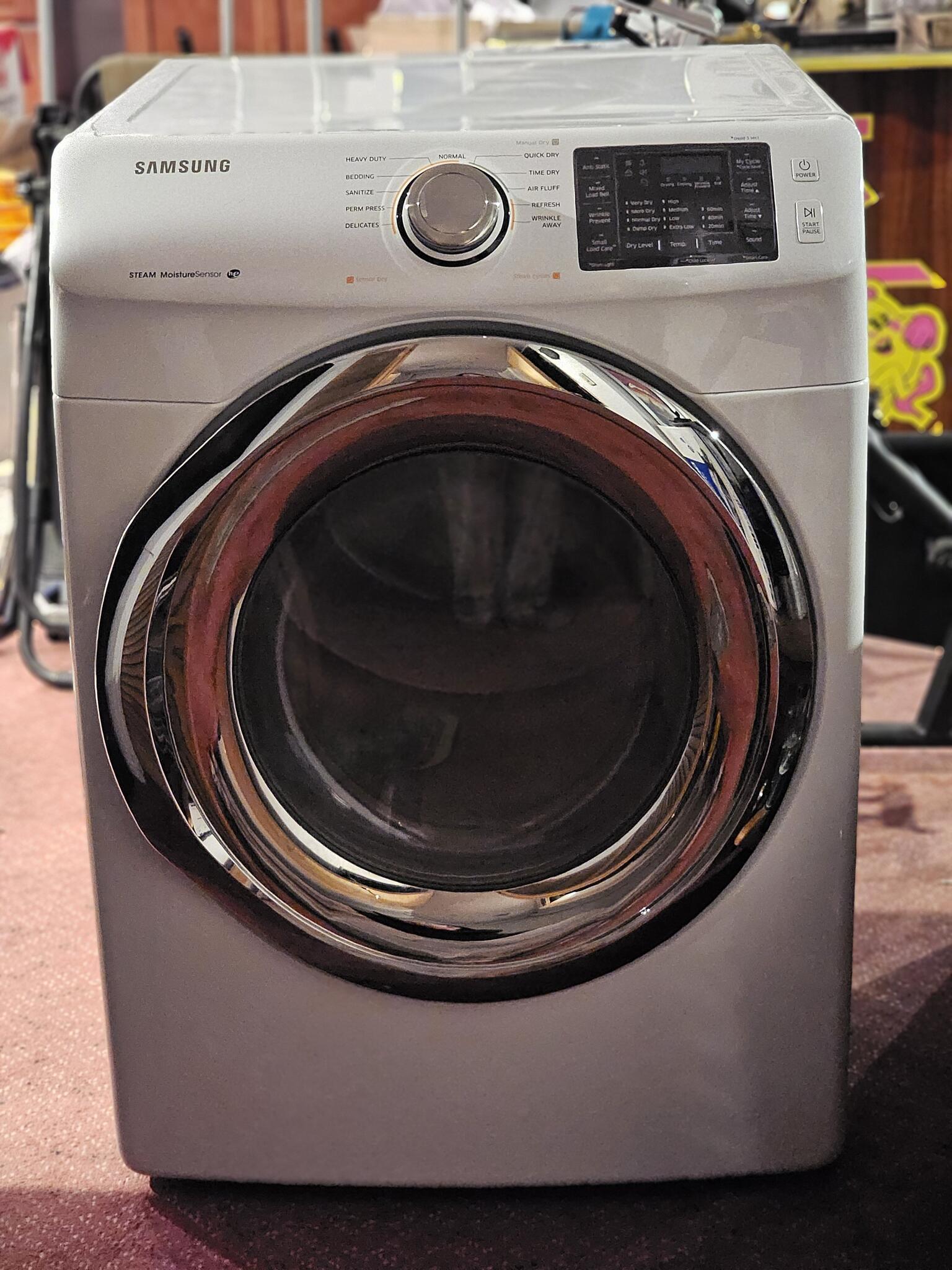 Front Loading Electric Smart Dryer with Steam Model DV42H5200EW/A3