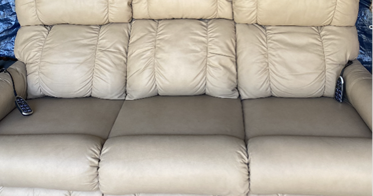 80” lazy boy powerrecliner sofa for 375 in Ormond Beach, FL Finds