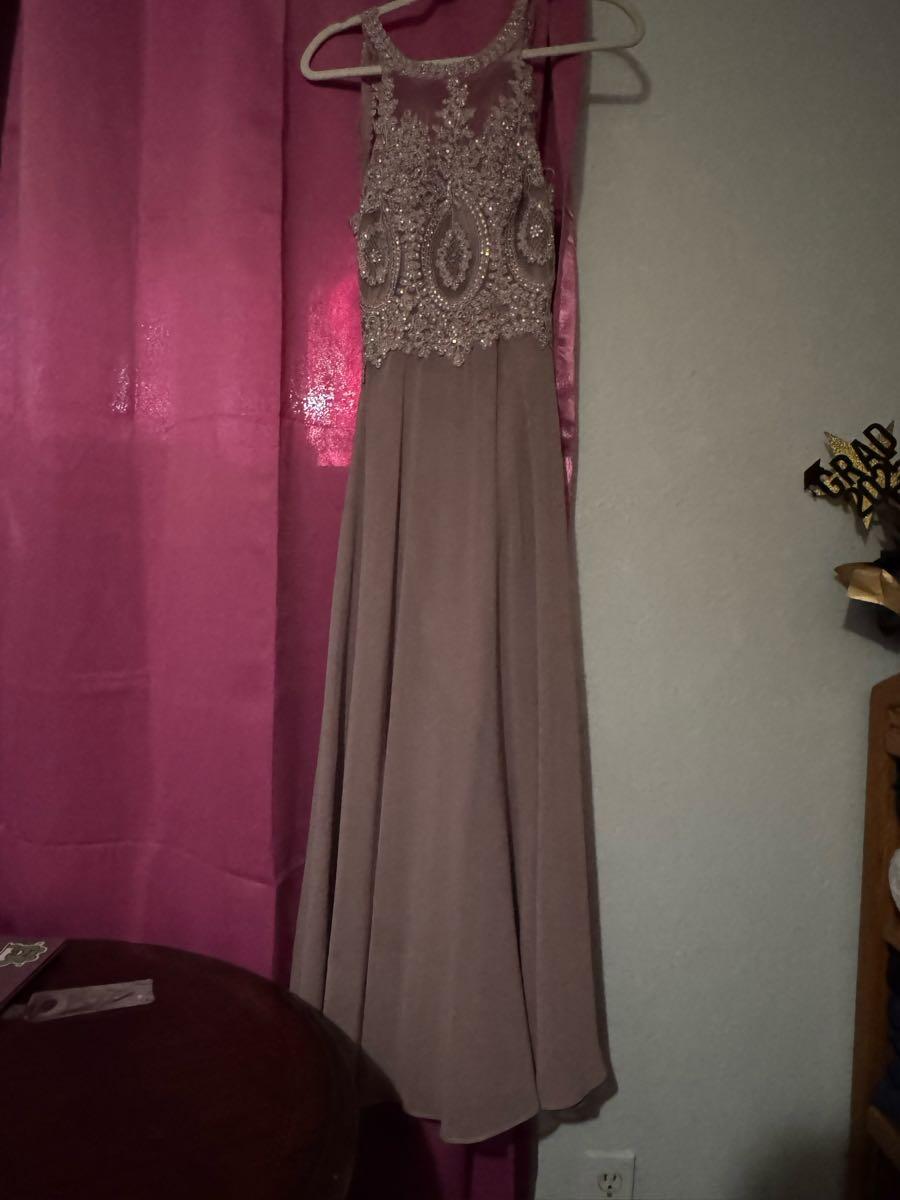 Elegant Beaded Evening Gown For $100 In McAllen, TX | For Sale & Free   Nextdoor
