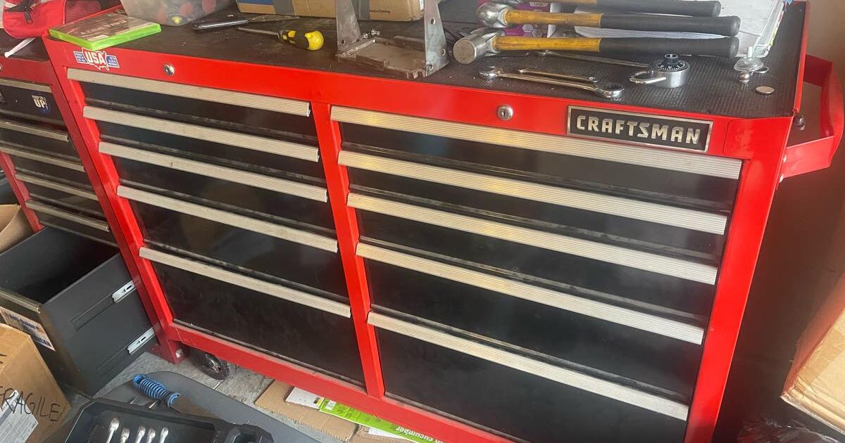 Craftsman 52” tool chest must go asap! for 350 in Dallas, GA For