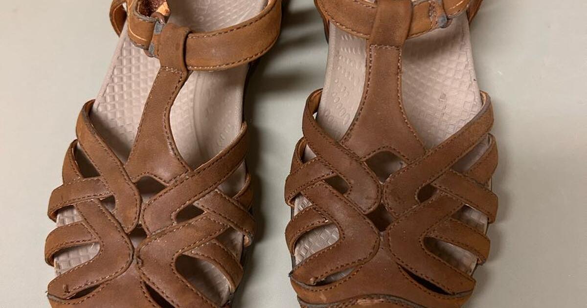 baretrap shoes on sale