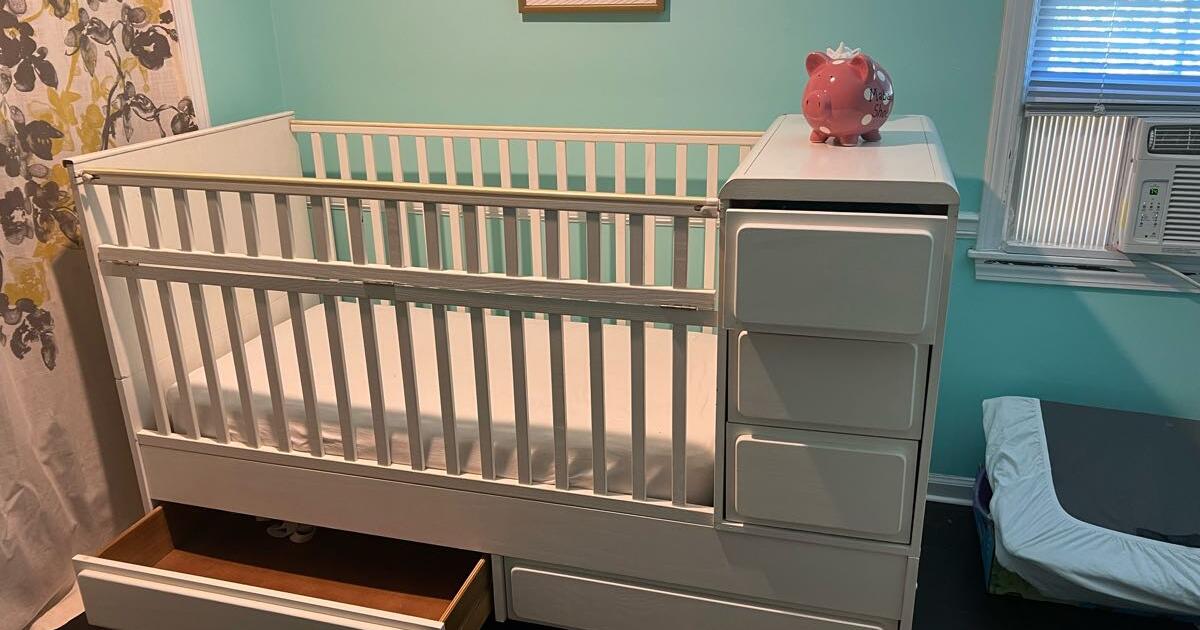 Vintage Nursery furniture for 300 in Leawood, KS For Sale & Free