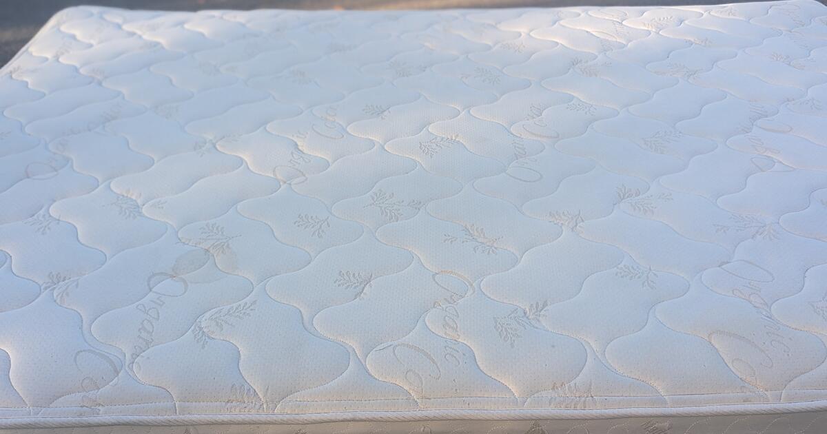 Free Queen Mattress in Kingsport, TN For Sale & Free — Nextdoor
