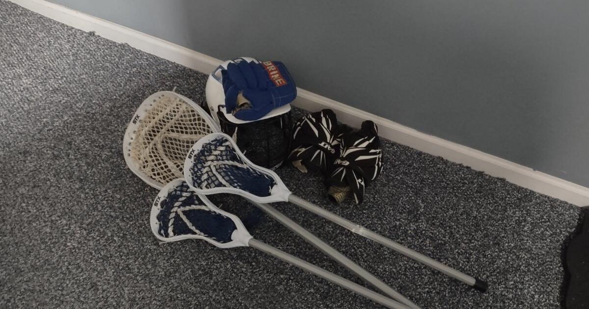misc. lacrosse sticks and gloves for 20 in Lexington, KY Finds