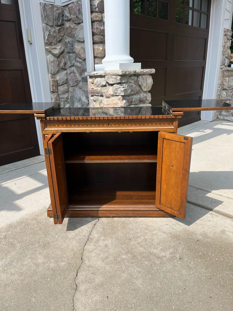 Bar cart/ buffet