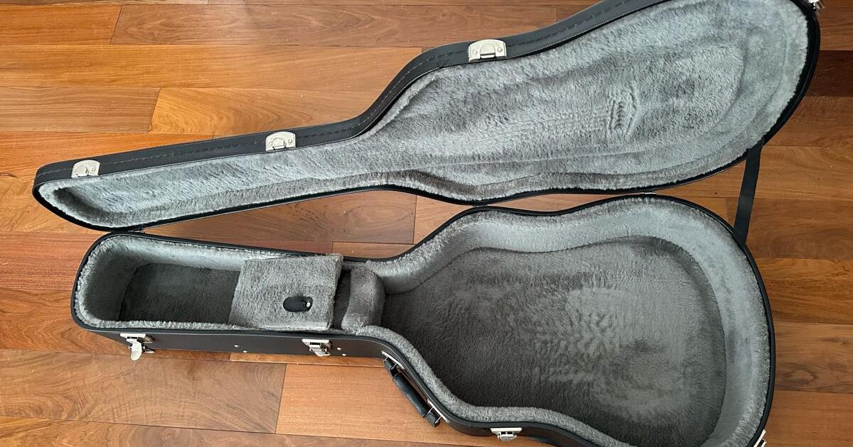 Hard Guitar Case for 60 in Rancho Cucamonga, CA For Sale & Free