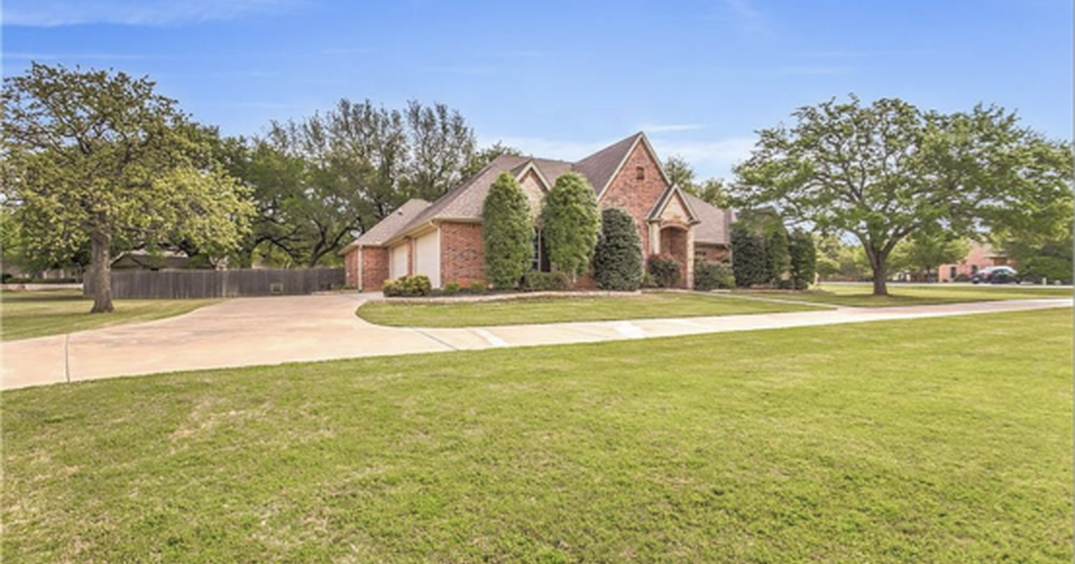 Garage sale for Free in Granbury, TX For Sale & Free — Nextdoor