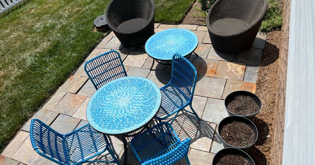 Outdoor furniture—250 OBO for 250 in Charlottesville, VA For Sale