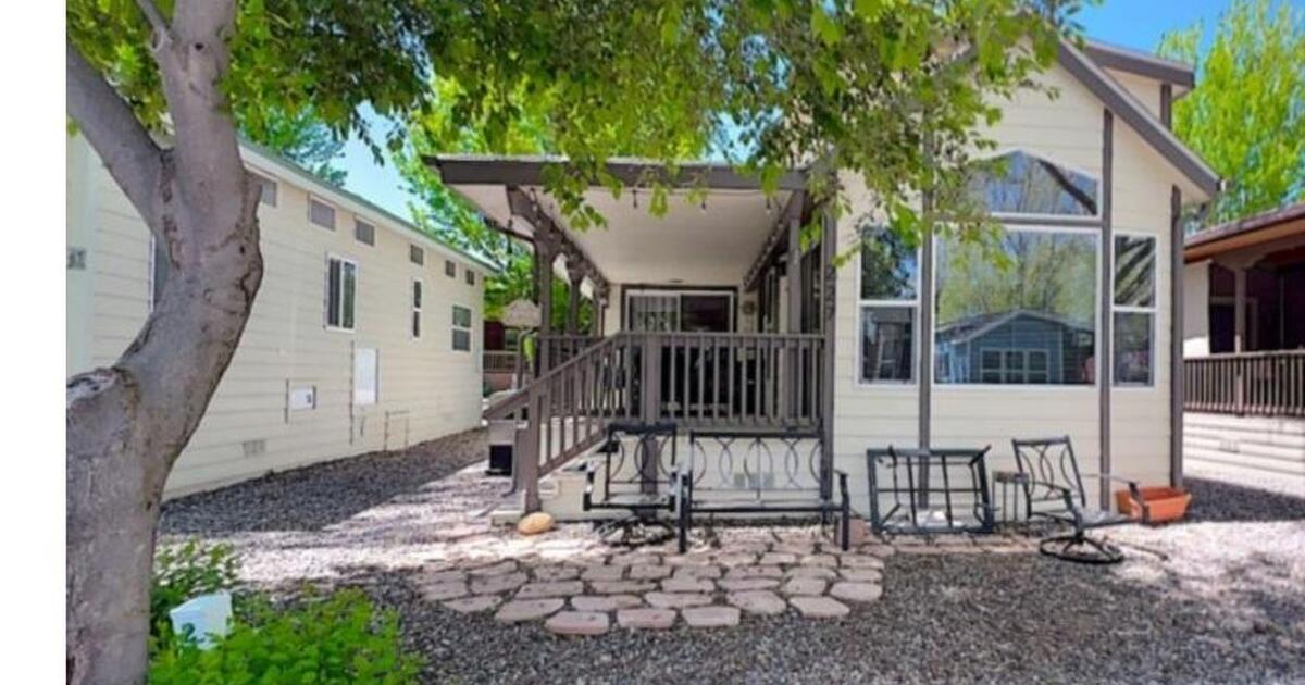 CABIN Munds Park RV Resort, Munds park , AZ 2 bedroom/1 bath + loft for