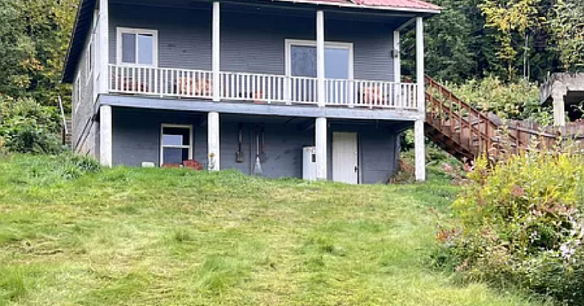 Single family home 1,680 square feet for 160000 in Metaline Falls, WA