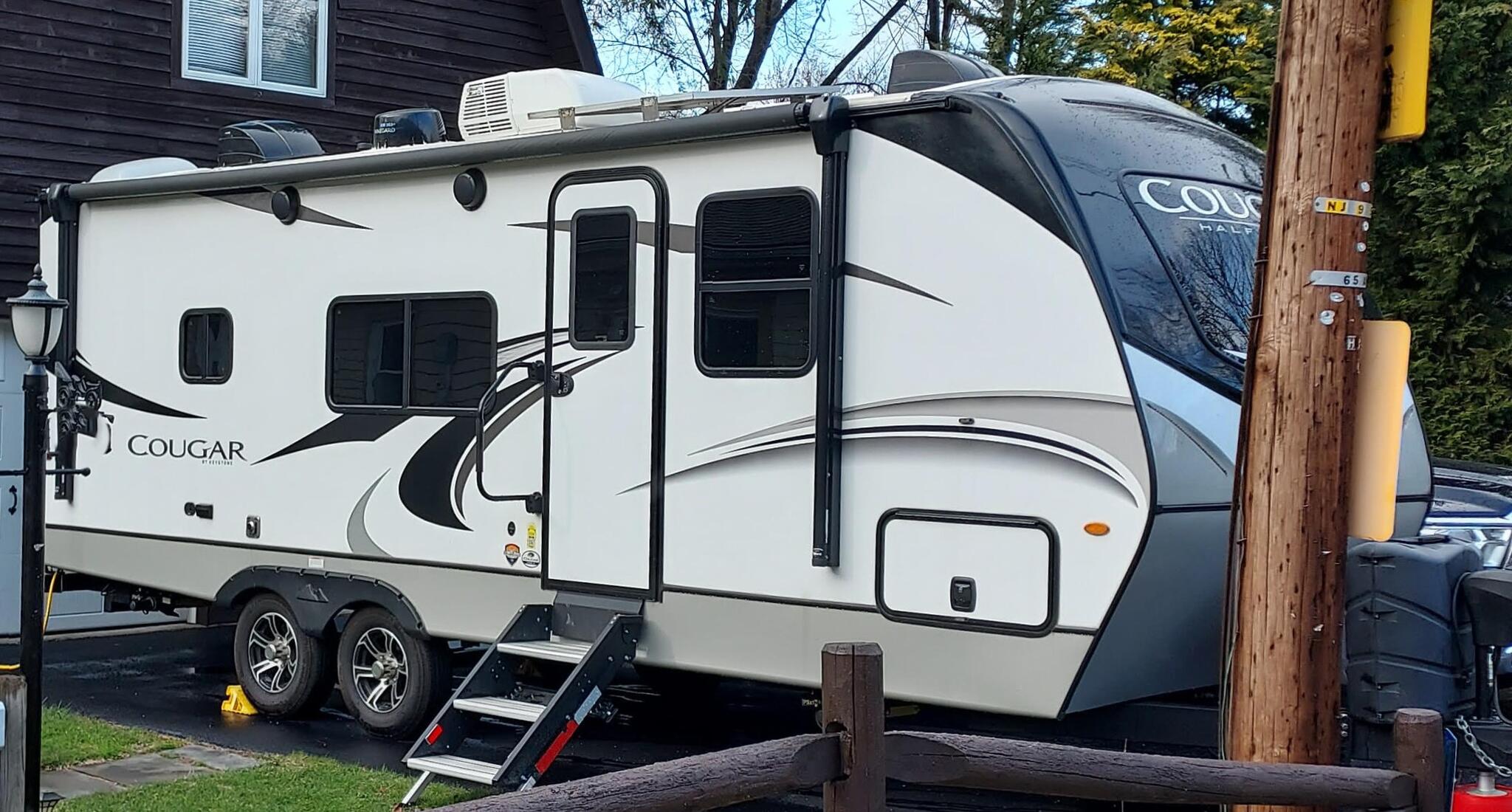 Keyston Cougar 22MLS Travel Trailer for 31500 in Sandyston, NJ For