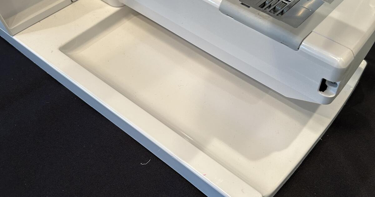 Husqvarna 320 sewing machine for 60 in murrells inlet sc for sale