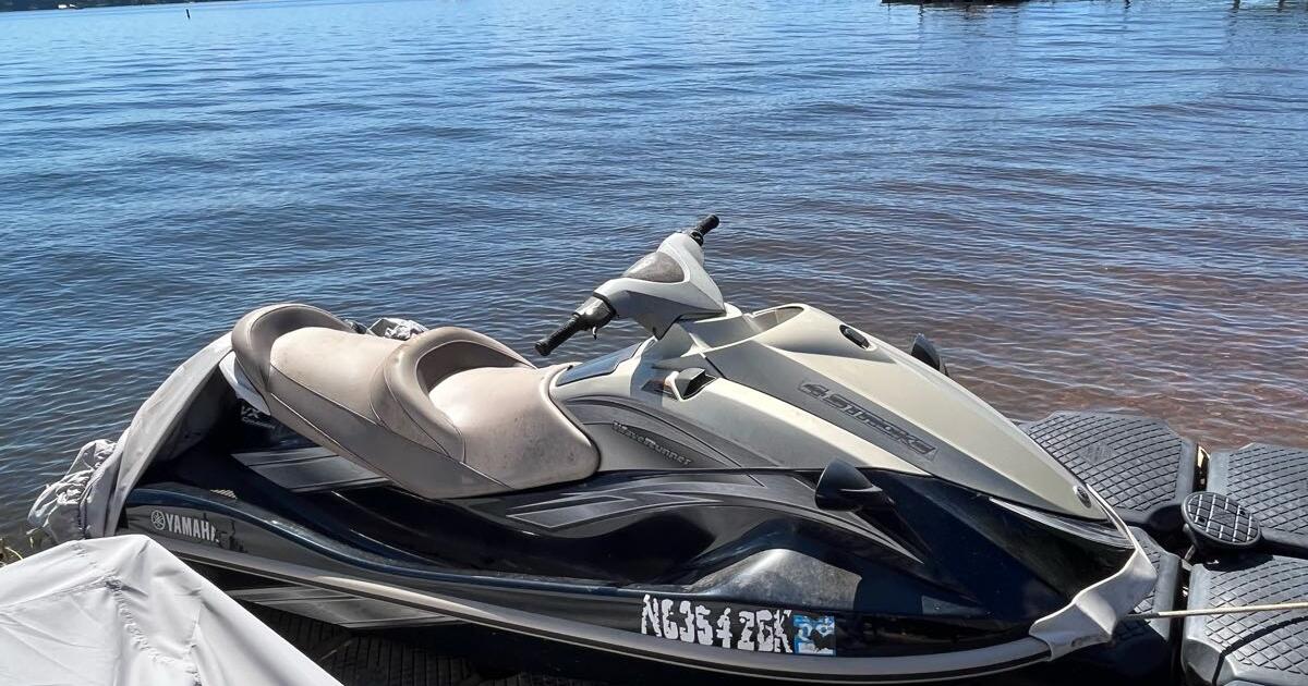 3 Yamaha jet skis 2010’ includes 1 single dock and 1 double dock