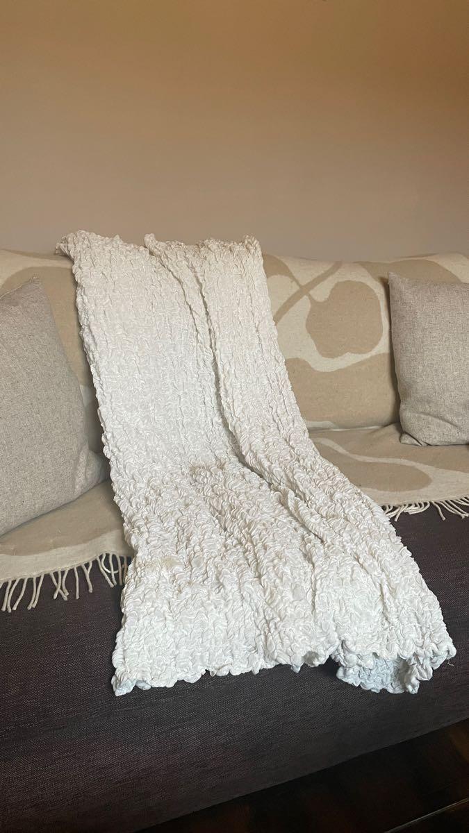 Ofelia blanket online