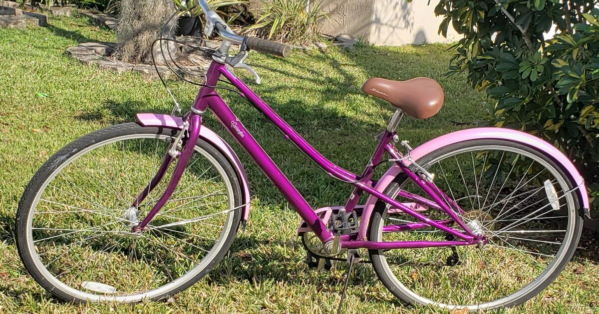 Schwinn Carrington Hybrid Bike 700c for 95 in Pembroke Pines FL