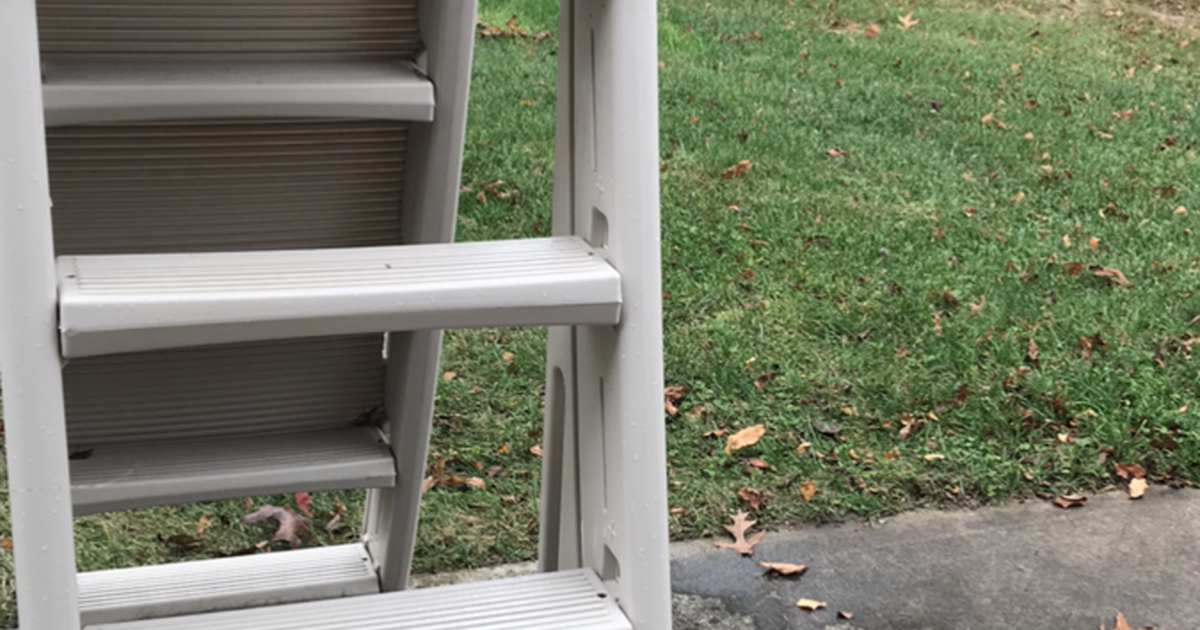 Locking pool ladder for 225 in Howell, MI For Sale & Free — Nextdoor