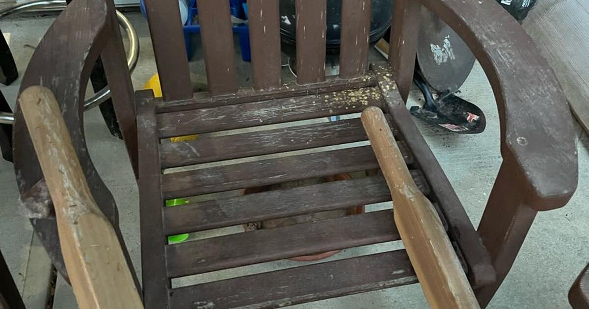 4 patio wooden chairs for Free in Auburn, AL For Sale & Free — Nextdoor