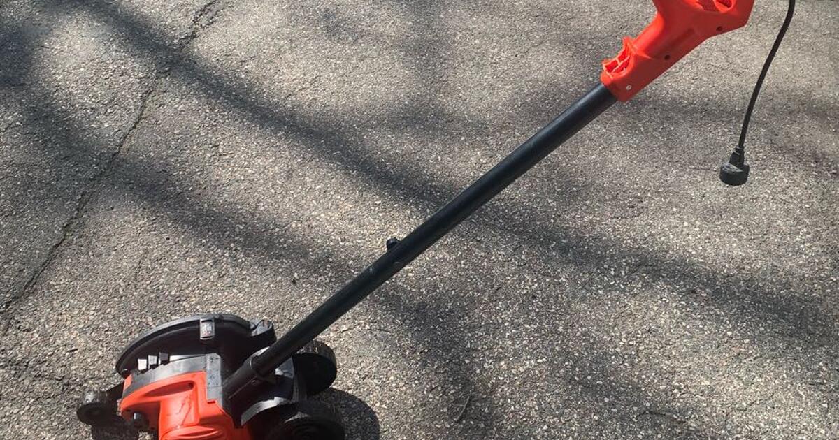 Edger — Black and Decker Curb Edger (Electric/plugin) for 30 in