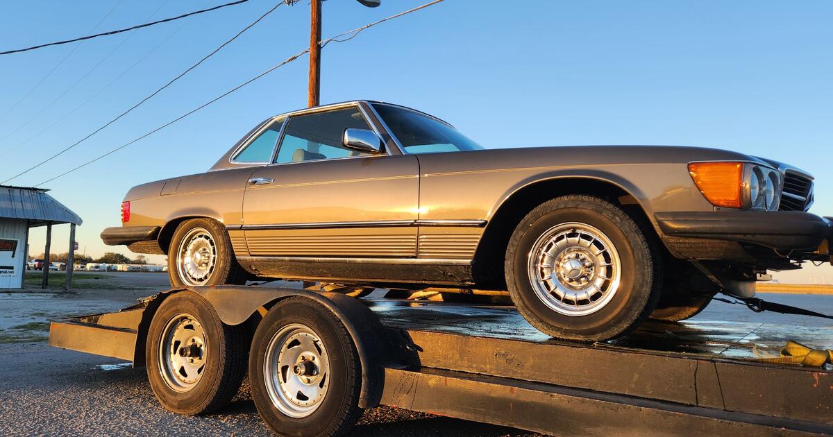 20' all steel, low profile, ex race car hauler for 1900 in Mathis, TX