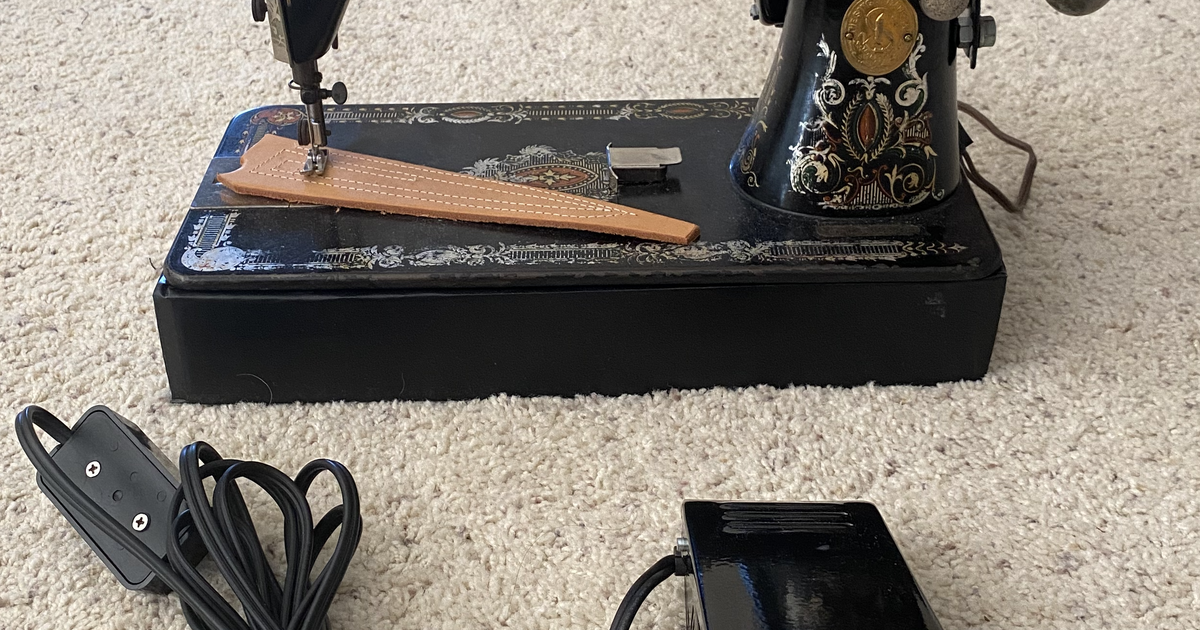 Singer sewing machine 1910 for 120 in Plano, TX Finds — Nextdoor