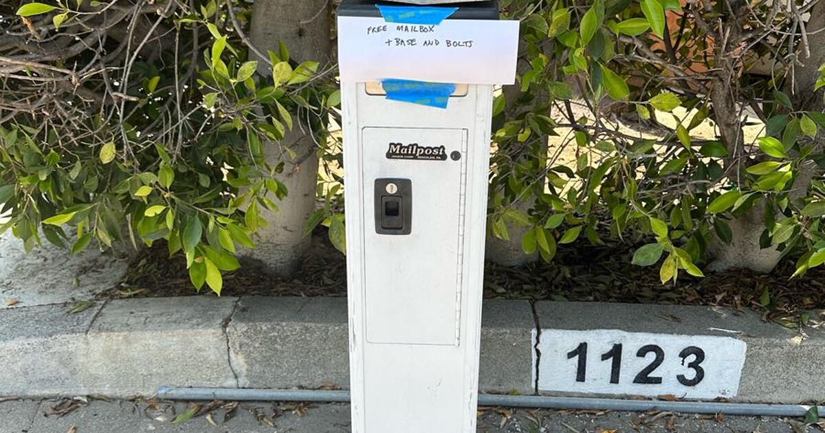 Mailbox for Free in Los Angeles, CA Finds — Nextdoor