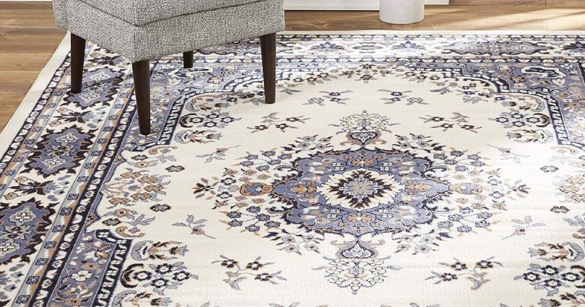 Free big rug. Really good condition. for Free in Bellevue, WA | For ...