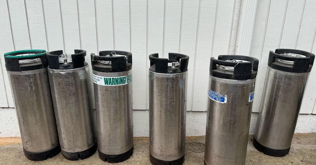 Six Pepsi (ball lock) soda kegs for Free in Redmond, WA For Sale