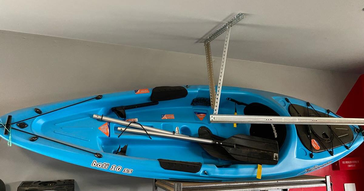 Kayak with paddle for 100 in Rancho Cordova, CA For Sale & Free