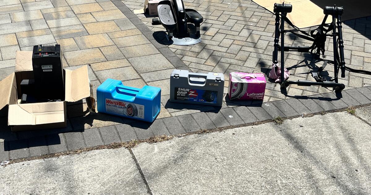 Post Garage Sale Freebie Time! for Free in Pacifica, CA Finds — Nextdoor