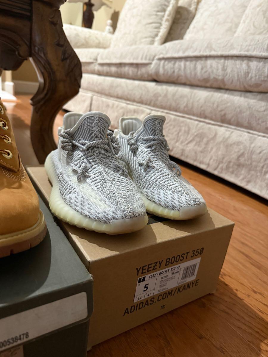 adidas gazelle silver green womens Mono Ice' Adidas Yeezy Boost 350 v2 (2021)