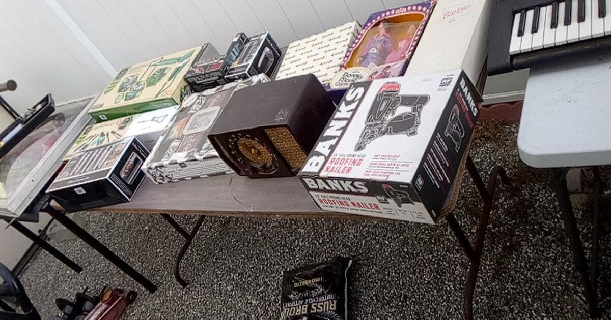 Big Yard Sale for 1 in Hemet, CA For Sale & Free — Nextdoor