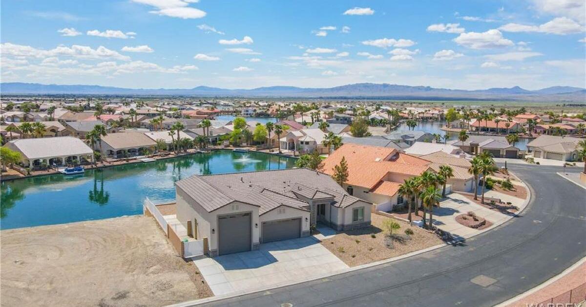 2166 Bella Vista, Fort Mojave, AZ 86426 for 740000 in Bullhead City
