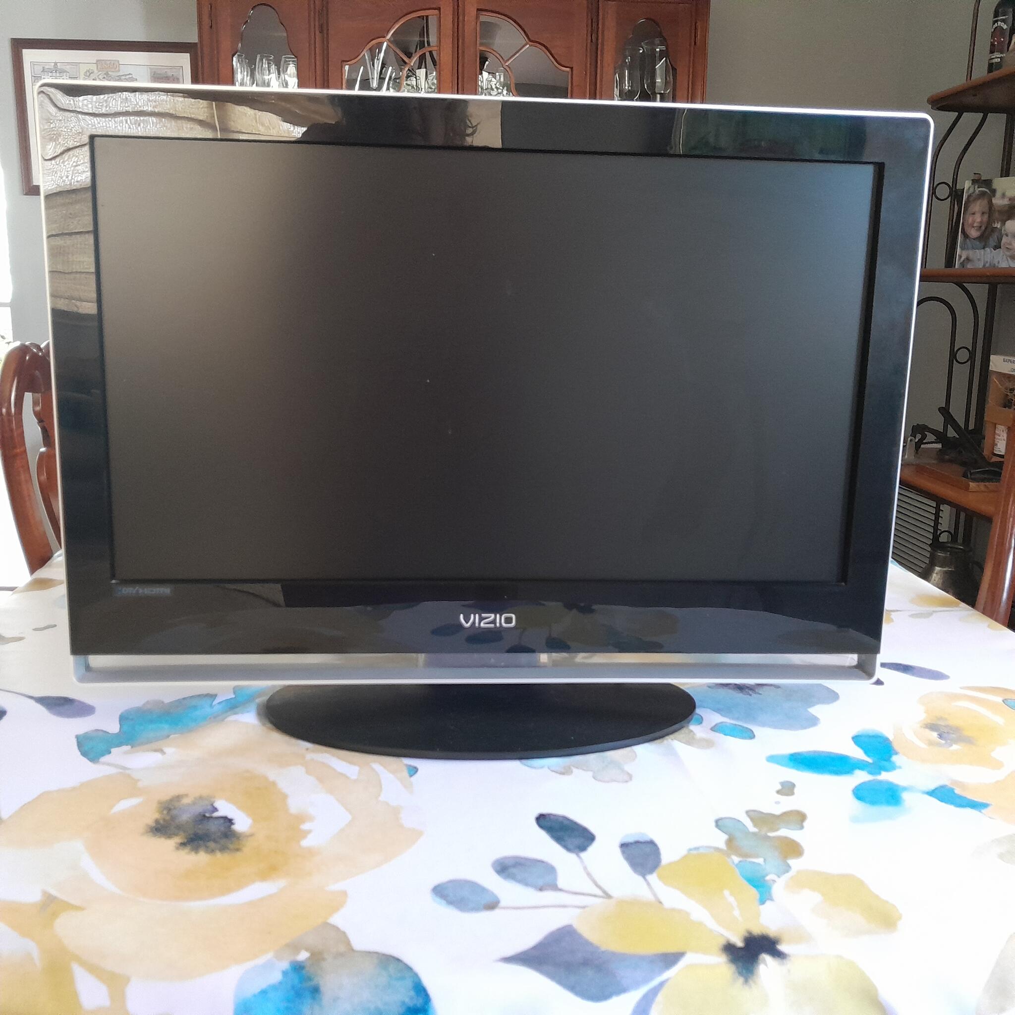 Vizio HDTV 26" ModelVW26L for 20 in Lady Lake, FL For Sale & Free