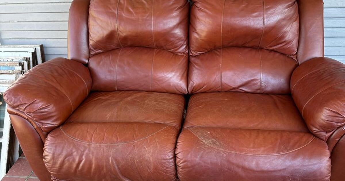 Reclining Loveseat for Free in Birmingham, AL For Sale & Free — Nextdoor