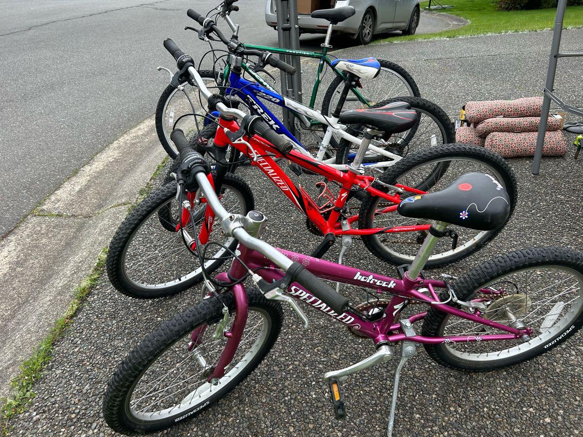 Garage Sale in Klahanie 5/18 for Free in Fall City, WA | For Sale