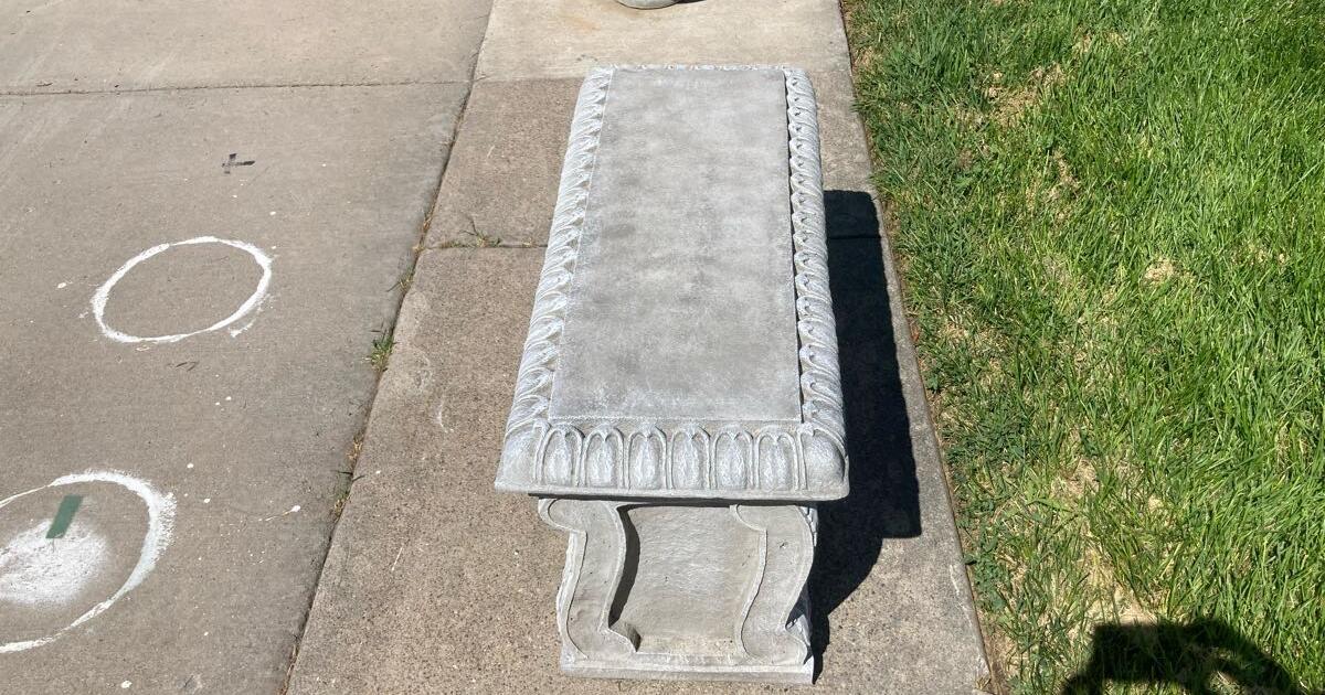 Classic style scroll concrete bench for sale! for 175 in Pleasant