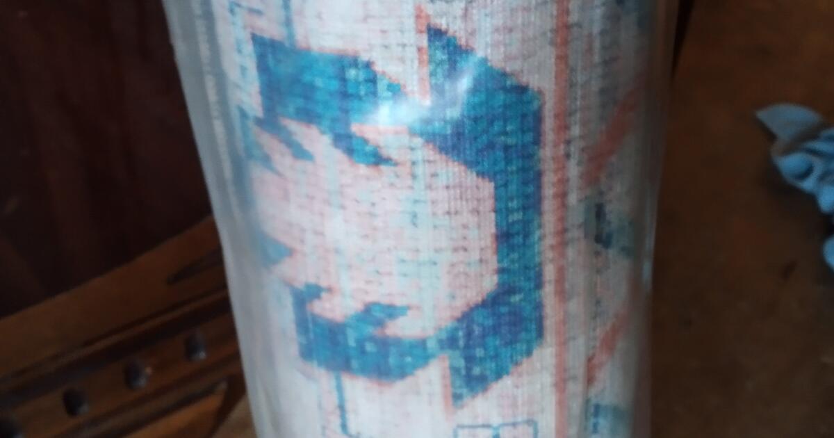 Persian Rug Coral Colored for 100 in Greensboro, NC Finds — Nextdoor