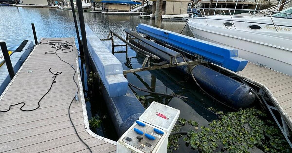Hydro Hoist boat lift for $3600 in Discovery Bay, CA | For Sale & Free