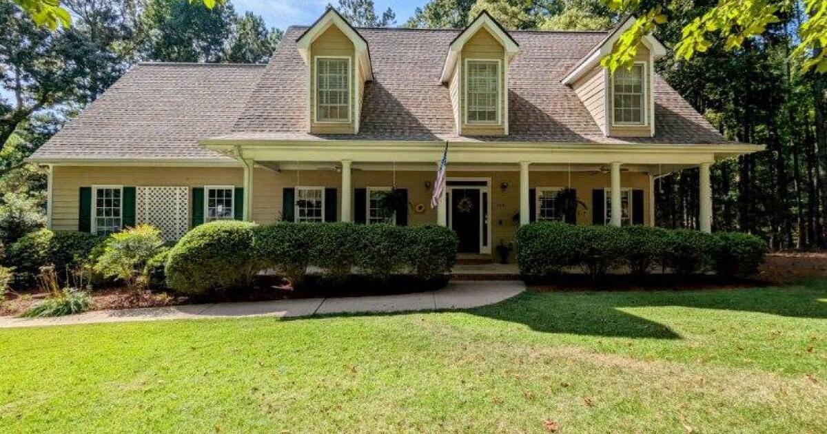 Riverwalk Subdivision Douglasville for Free in Winston, GA For Sale