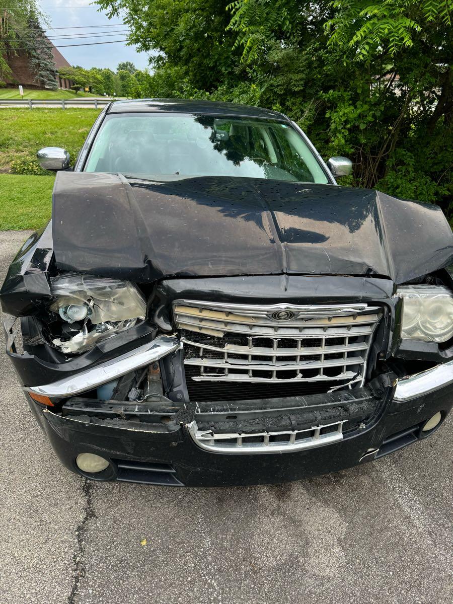 Chrysler 300c for $2000 in Louisville, KY | For Sale & Free — Nextdoor