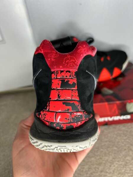 Kyrie 4 2025 think 16