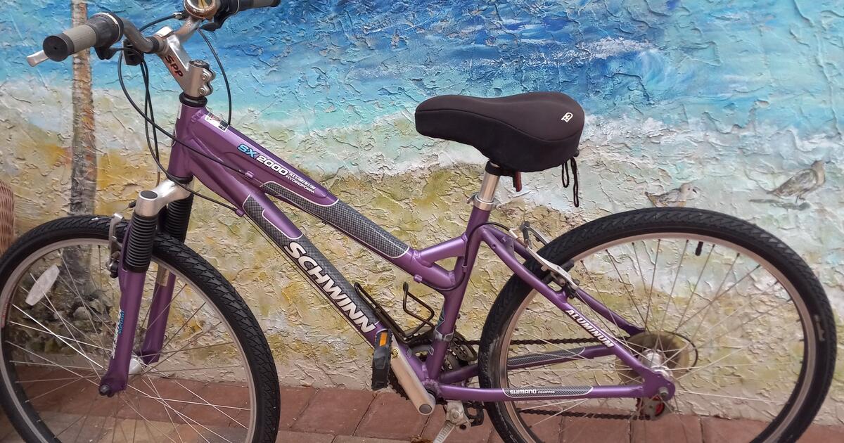 Schwinn sx2000 for sale 21 speed aluminum hydroform barely used