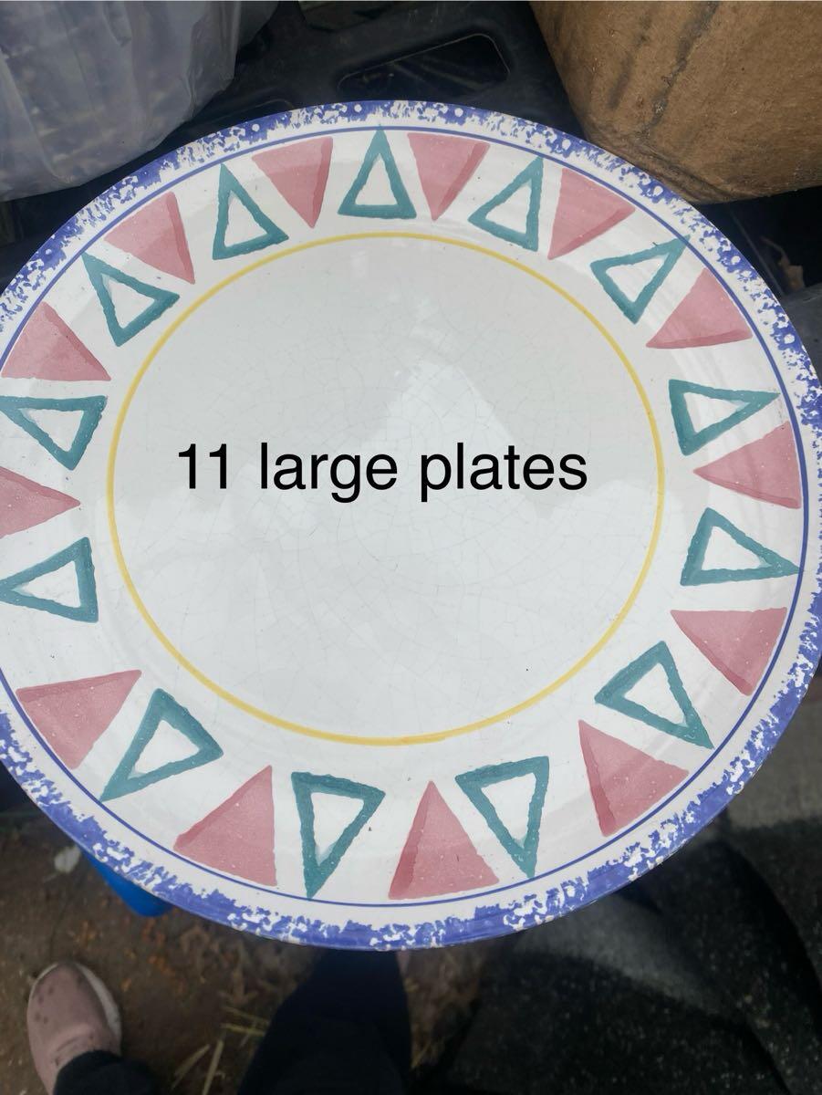 Pier One Dish Set & Silverware in Columbia, MO For Sale & Free — Nextdoor